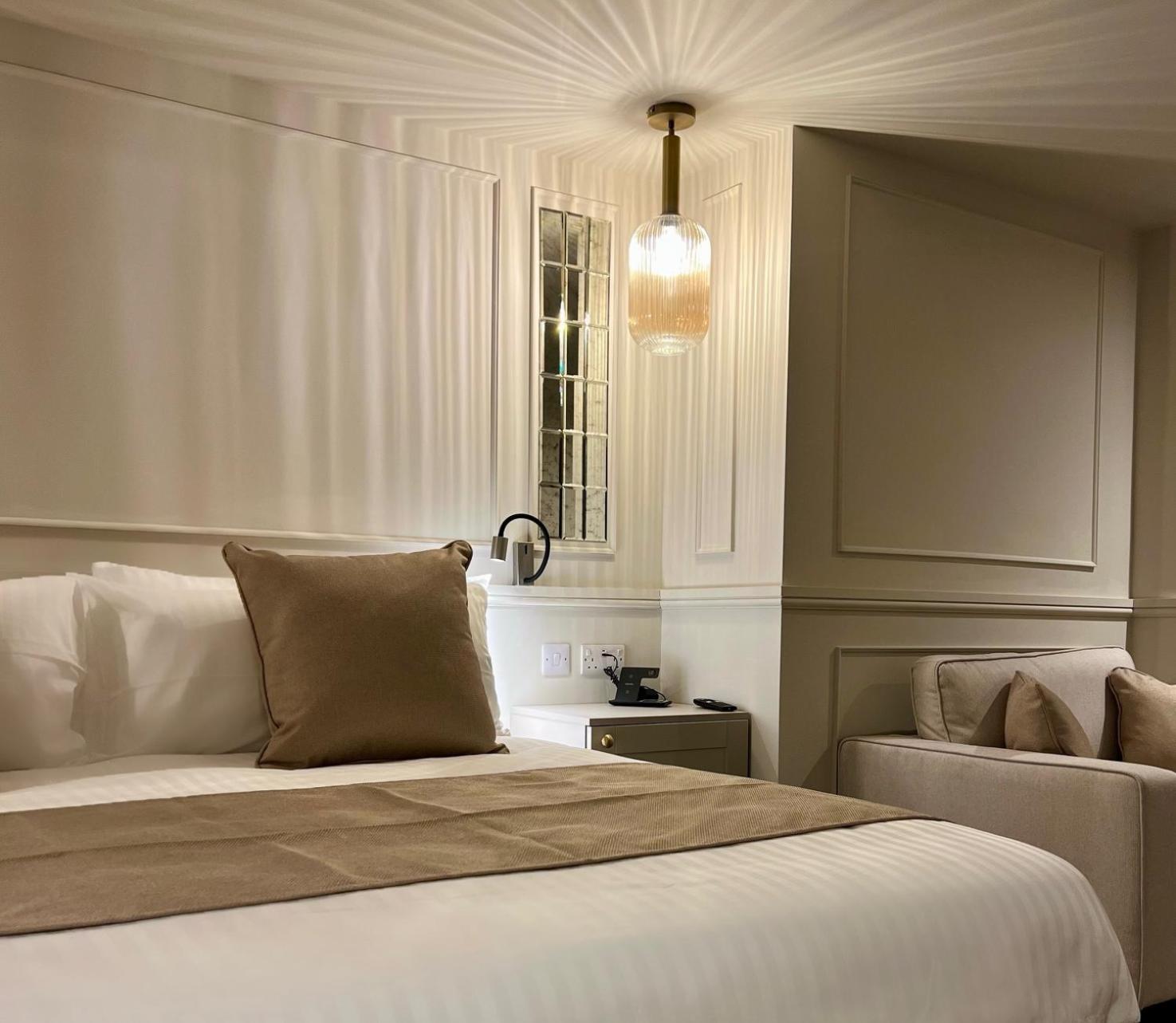 Number 3 Pier Road Suites Whitby Ngoại thất bức ảnh